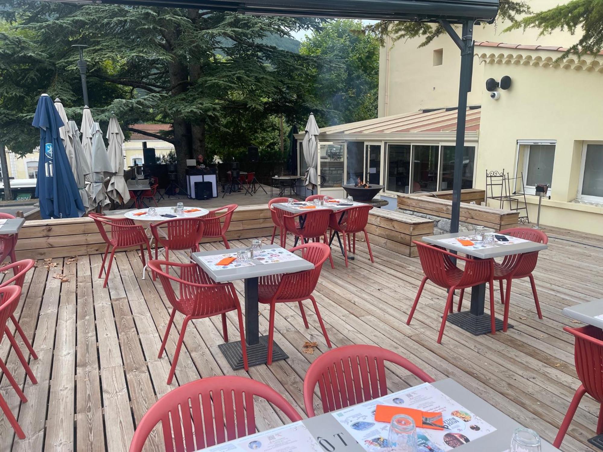 Logis Hotel & Restaurant Le Carnot ดีย์ ภายนอก รูปภาพ